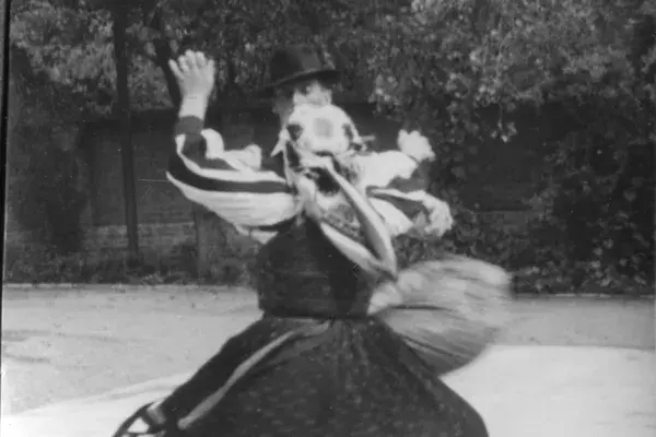 20.) Kalotaszegi páros tánc: Tötszegi Károly és Tötszegi Károlyné Kozma Anna "Nuki" (megrendezett filmfelvétel). Budapest, 1963. szeptember 27.
