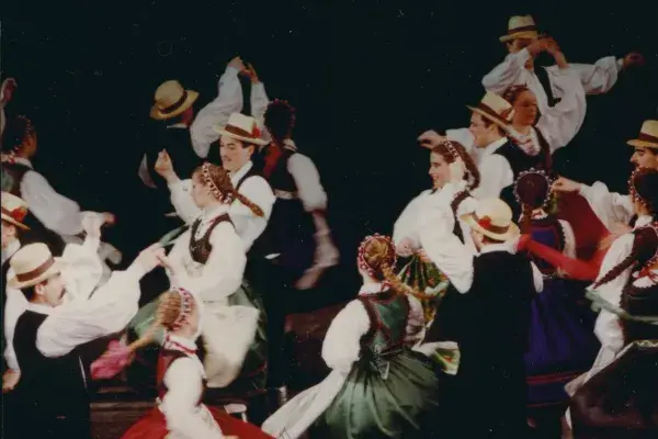 Mihályi Gábor: Virágozzál cédrusfa levelen, 1996