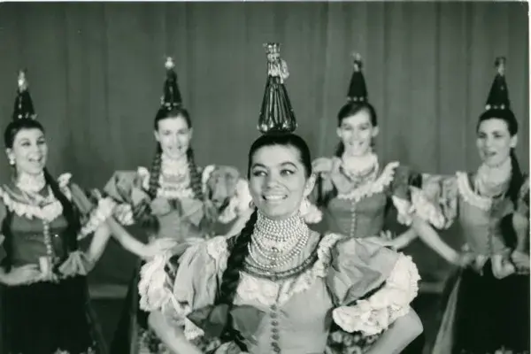 Gulyás László - Rábai Miklós: Üveges tánc, 1960-as évek