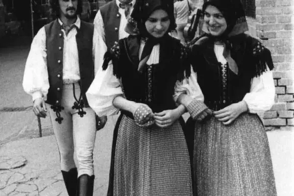 A Bartók együttes táncosai a Szolnoki Országos Néptáncfesztiválon, Litkey István, Tóth Lajos, Balogh Ágnes, Szabó Márta, 1973 körül, Szolnok (HH_THA_FO_000171_01)_5.JPG