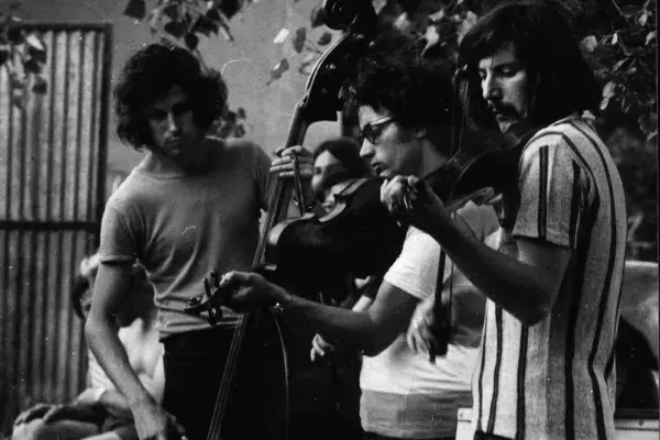 A Kassák Klub nyári tábora, Nagy Albert, Sebő Ferenc, Halmos Béla muzsikálnak, Tokaj, 1975 (HH_THA_FO_002387_01).JPG