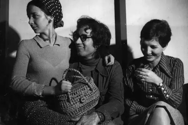 A Kassák Klub nyári tábora, Sebestyén Márta Sebő Ferenc, Héra Éva, Zirc, 1976 (HH_THA_FO_002380_01).JPG