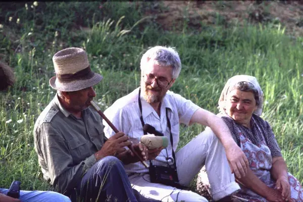 Gyűjtés a Mezőségen és Gyimesben Nesztor Ivánnal, 1980-as évek (HH_THA_FO_005374_01).JPG