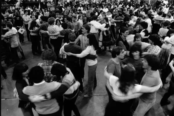 Táncháztalálkozó, Széki négyes a küzdőtéren, 1980-as évek, Budapest Sportcsarnok (HH_THA_FO_001703_01).JPG