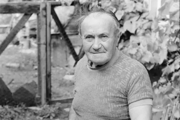 Darabos Ferenc, csákányházi citerás (1989)