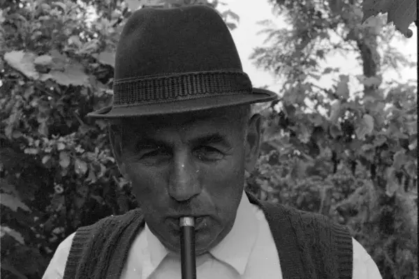 Szántó Ferenc magyarbecei furulyás (2001)