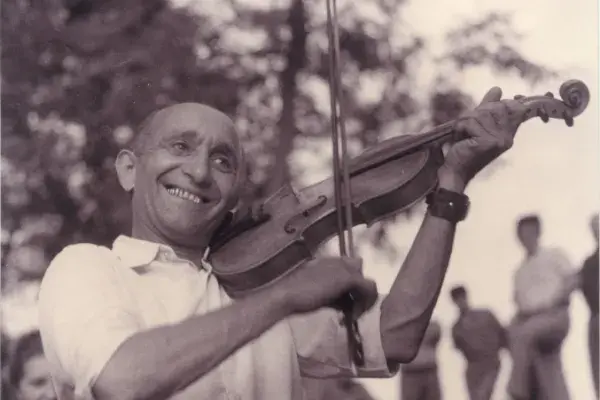 Kárpátalja filmforgatás, az alsóapsai Misa Baranov prímás (1992)