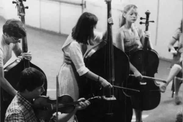 Jászberényi tábor: zenei foglalkozás (1983)