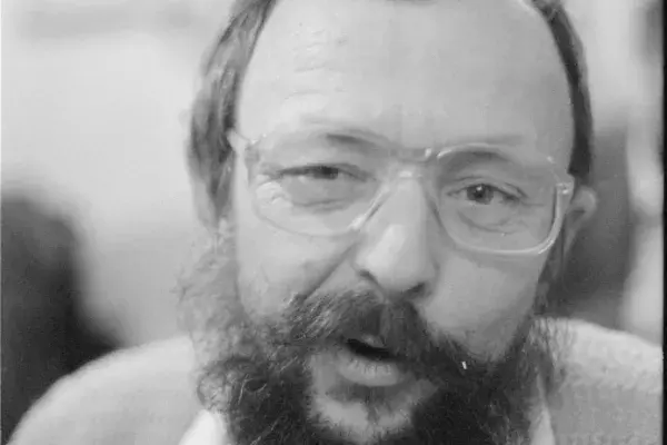 Pálfy Gyula etnográfus a Fonó Utolsó Óra gyűjtéssorozatban (1998)