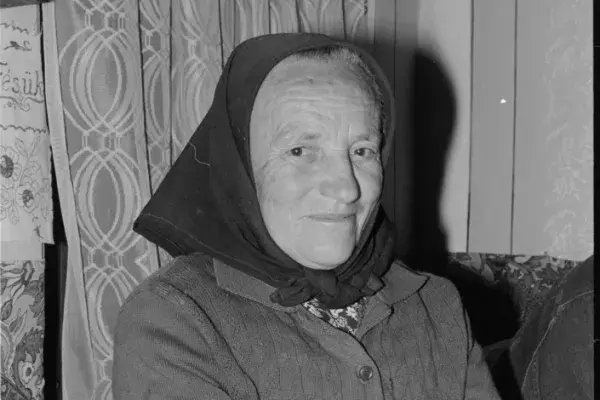 Láli néni Magyarszovát (Maneszes "Láli" Józsefné Tóth Mária 1989.)