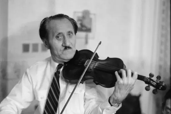 Fekecs János "Vinyai" a zselizi gyűjtés alkalmából 1995.