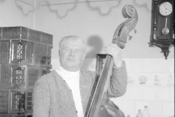 Balaș Ioan bőgős, Csabaújfalu 1997.