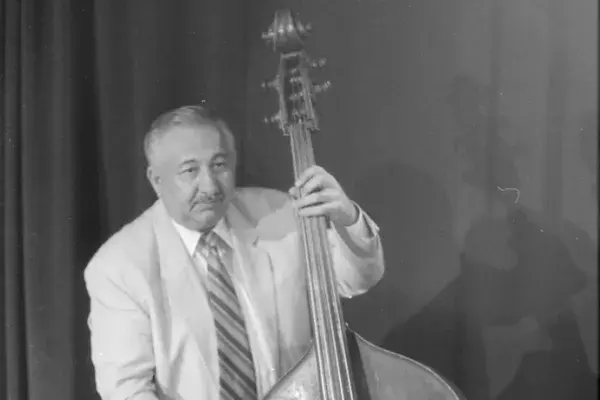 Cibula Géza "Hagyma" bőgős Rimaszombatról, Fonó Budai Zeneház 1999.