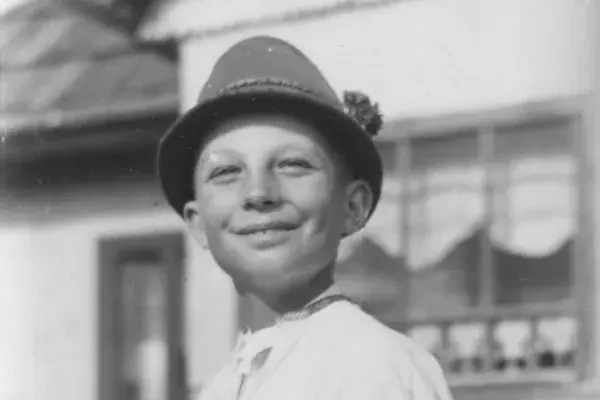 63.) Legényke kalapban. Gyimes, 1960-as évek
