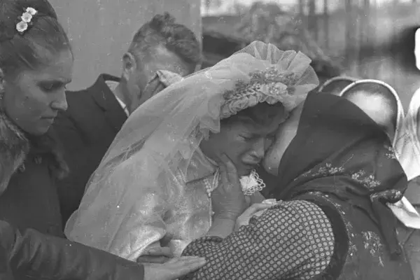 85.) Menyasszony búcsúzása. Mezőség, 1970-es évek