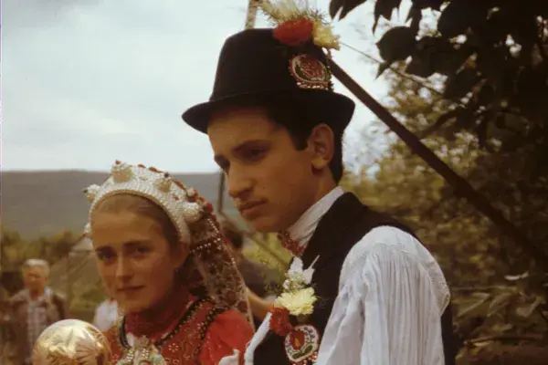 118.) Kurucz Katalin "Bordás" nyoszolyólány, Boncz János vőfély. Magyarvista, 1980-as évek