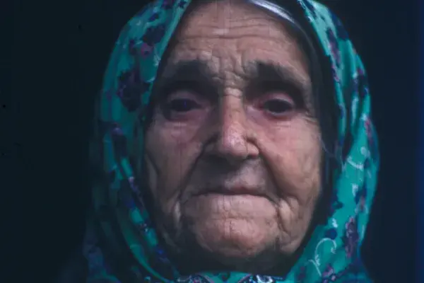33.) Portré idős asszonyról. Moldva,1980-as évek
