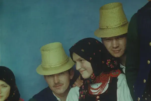 19.) Fiatalok táncházban. Szék, 1970-es évek eleje