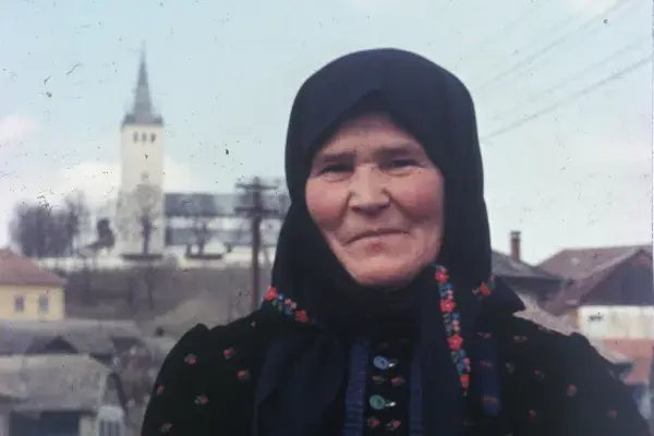 15.) Portré idős asszonyról (Szabó Varga Györgyné Soós Rózsi). Szék, 1960-70-es évek